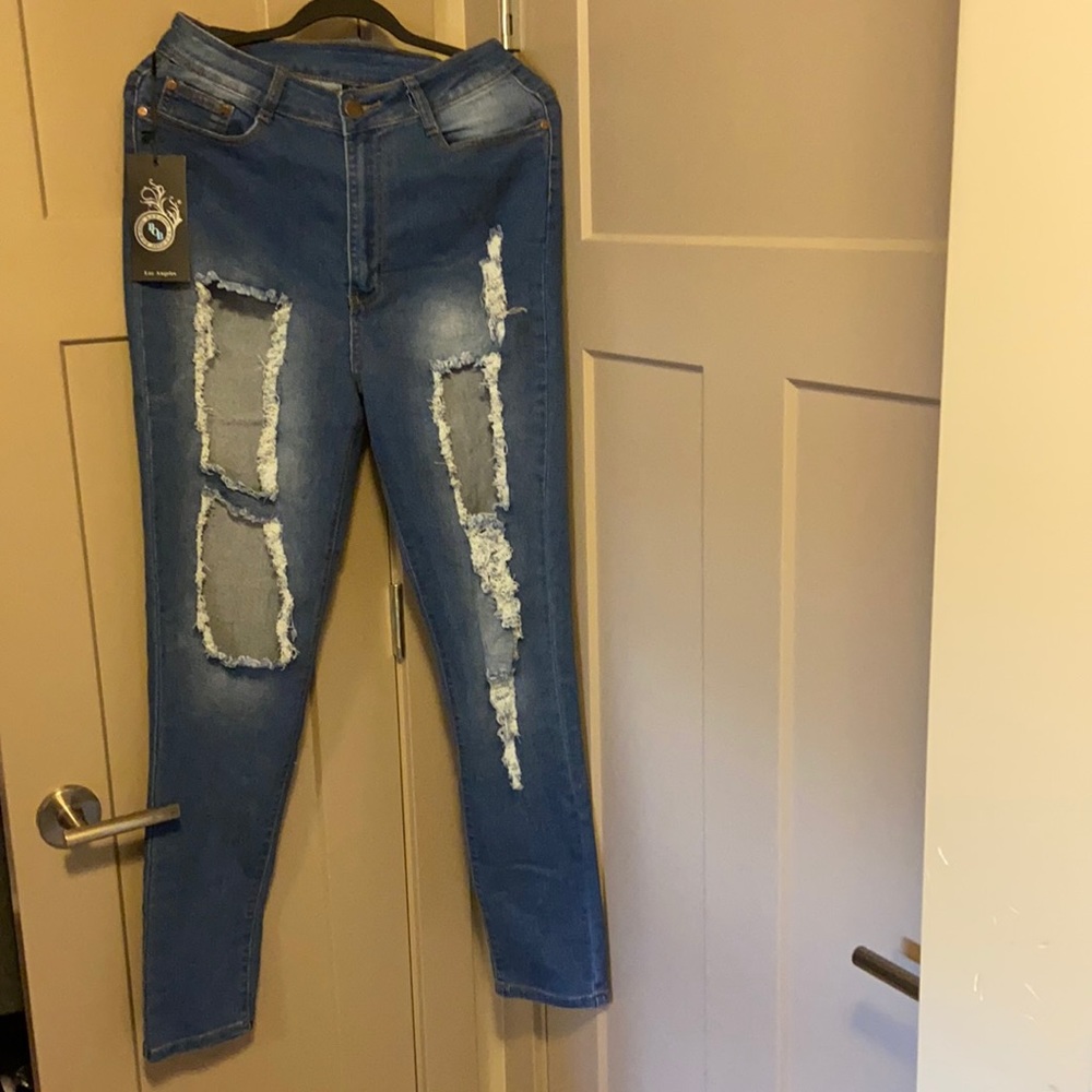 New Ripped Skinny Jeans from Fashion Nova size 1X